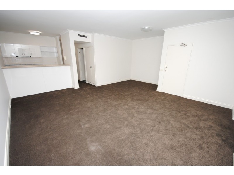 REF 23343/58 Leicester Street, Carlton VIC 3053