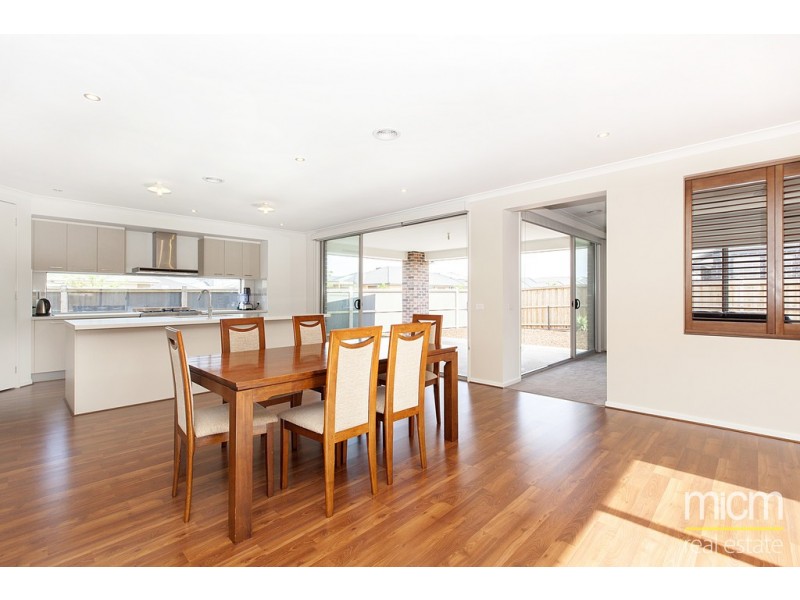 46 Martaban Crescent, Point Cook VIC 3030