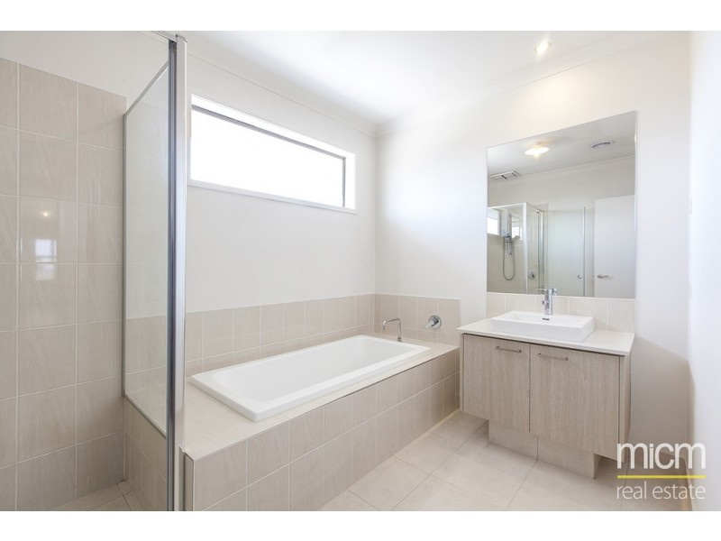 46 Martaban Crescent, Point Cook VIC 3030