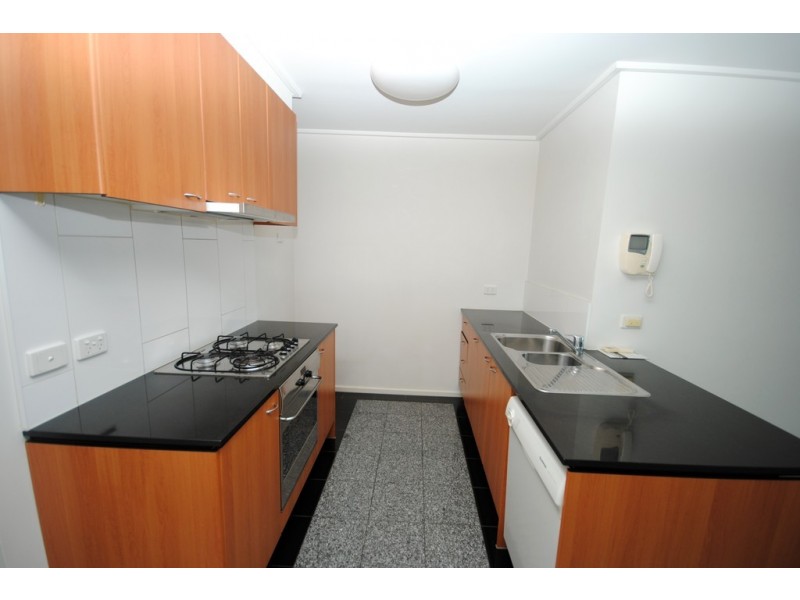 REF 23348/163 City Road, Southbank VIC 3006