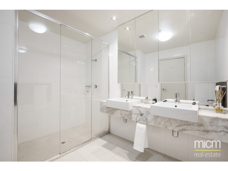 4101/100 Harbour Esplanade, Docklands VIC 3008