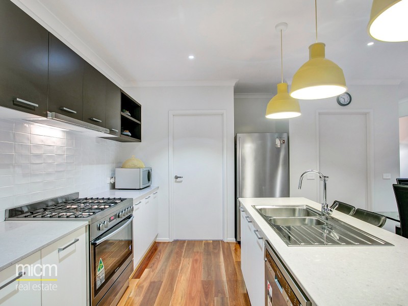 9 Nova Avenue, Truganina VIC 3029