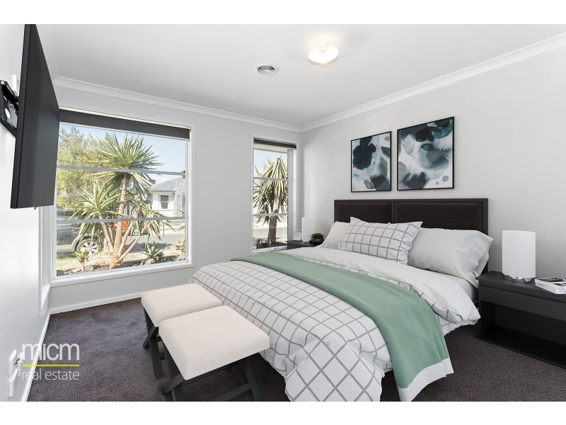 8 Rona Road, Point Cook VIC 3030
