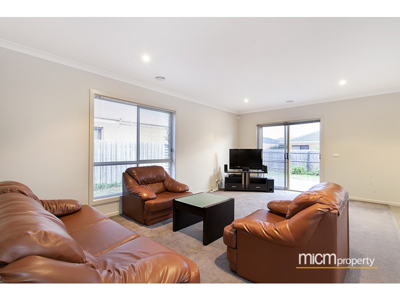 6 Earth Street, Point Cook VIC 3030