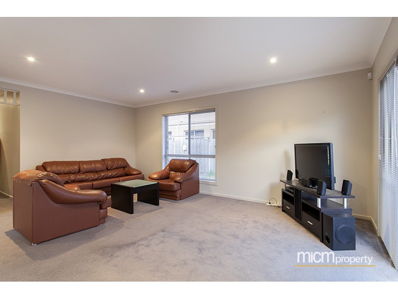 6 Earth Street, Point Cook VIC 3030