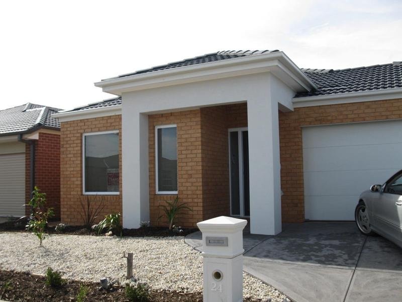 24 Lomandra Street, Point Cook VIC 3030