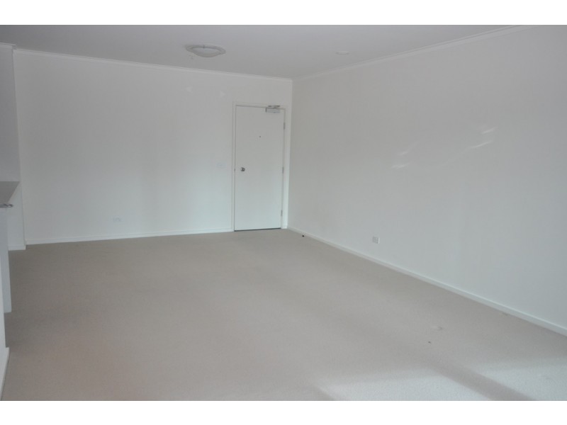 REF 33291/180 City Road, Southbank VIC 3006