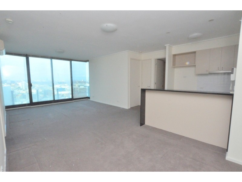 REF 23359/83 Whiteman Street, Southbank VIC 3006