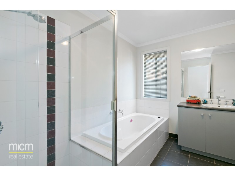 15 Foleys Road, Deer Park VIC 3023