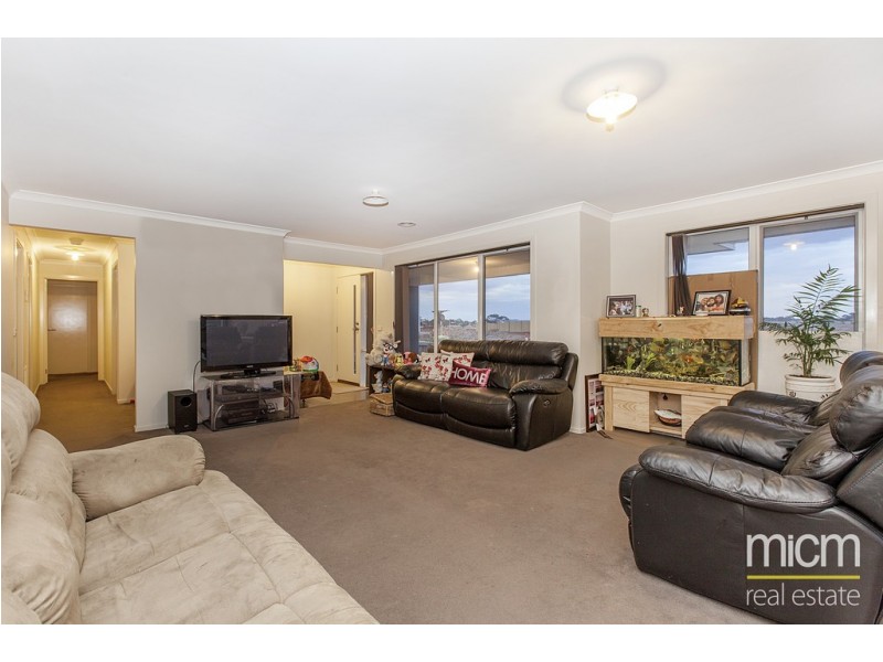 2 Megan Way, Tarneit VIC 3029
