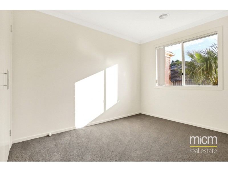 1 Ribbon Close, Point Cook VIC 3030