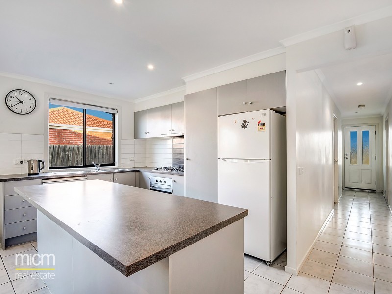 14 Andrew Road, Truganina VIC 3029