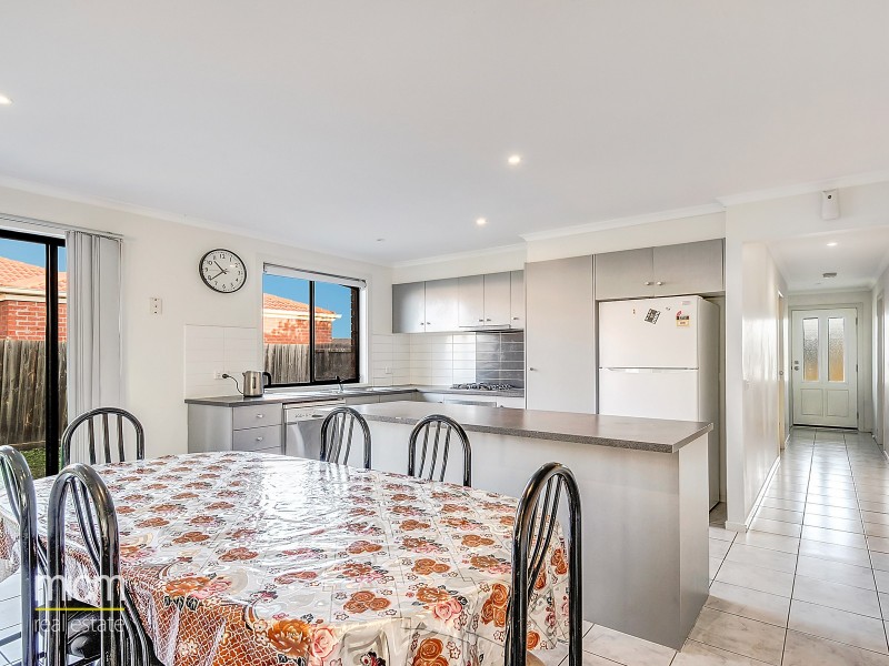 14 Andrew Road, Truganina VIC 3029