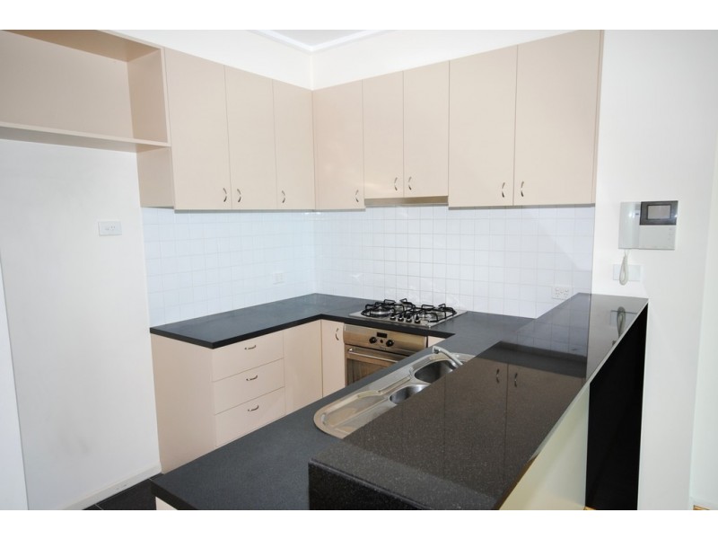 REF 23364/83 Whiteman Street, Southbank VIC 3006