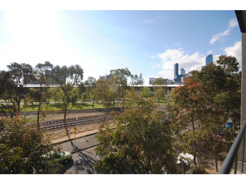 REF 23365/99 Whiteman Street, Southbank VIC 3006