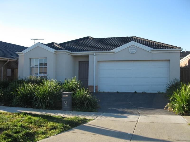 14 Skein Street, Point Cook VIC 3030