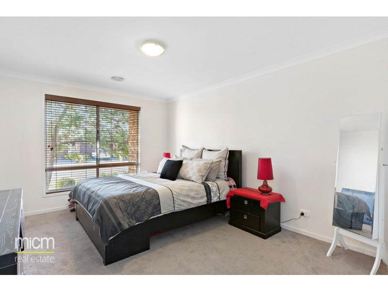 4 Trigg Way, Point Cook VIC 3030