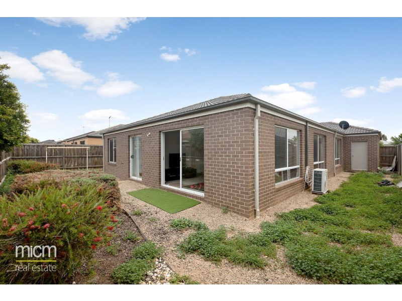 23 Rivulet Drive, Point Cook VIC 3030
