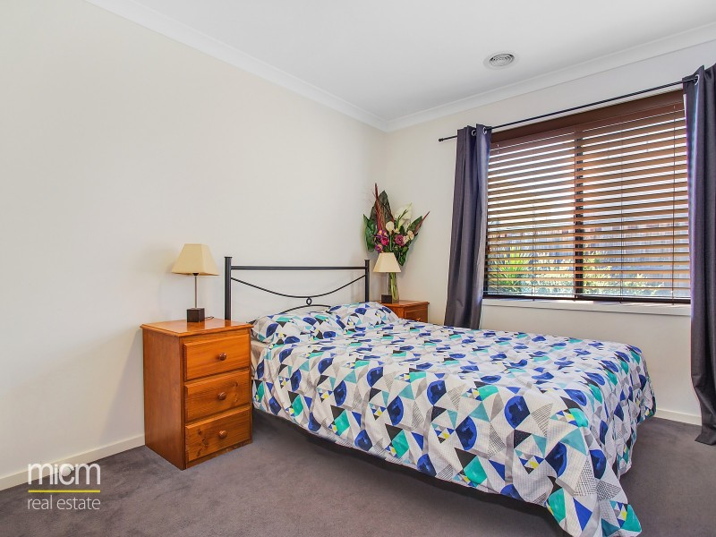 19 Fontana Avenue, Point Cook VIC 3030