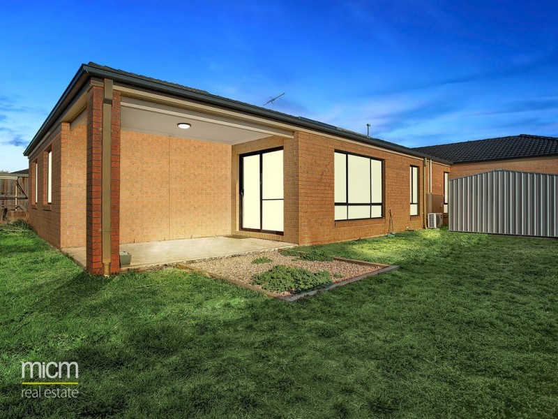 19 Fontana Avenue, Point Cook VIC 3030