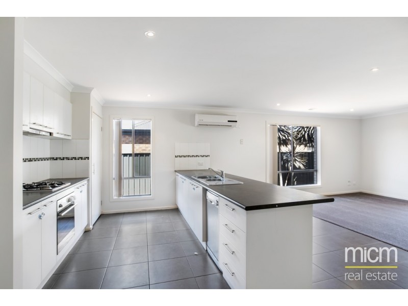 19 Marshall Terrace, Point Cook VIC 3030