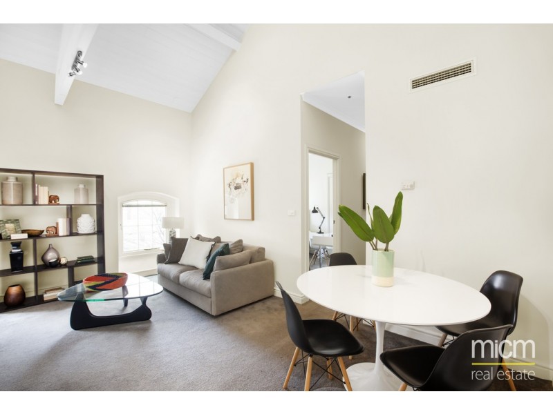 21 Wiltshire Drive, Kew VIC 3101