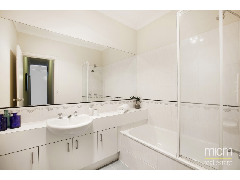 21 Wiltshire Drive, Kew VIC 3101