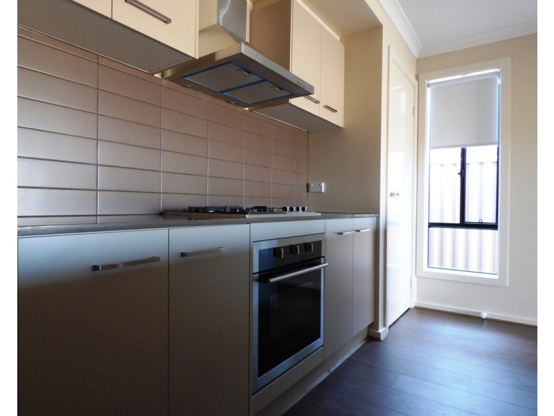 14 Comet Avenue, Truganina VIC 3029