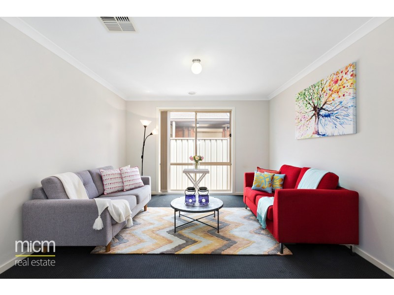 4 Viaduct Parade, Truganina VIC 3029