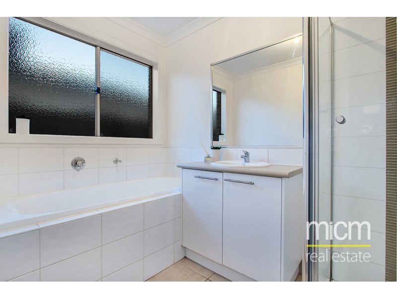 45 Camelot Drive, Tarneit VIC 3029