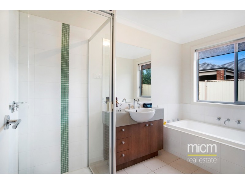 5 Higgins Way, Truganina VIC 3029