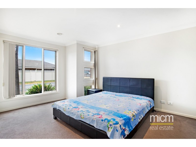 5 Hydrangea Drive, Point Cook VIC 3030