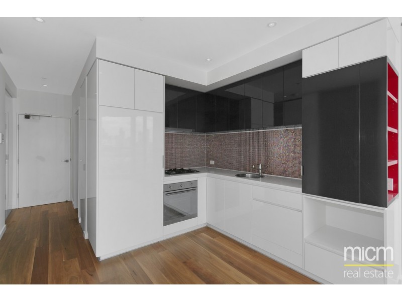 N1303/231-245 Harbour Esplanade, Docklands VIC 3008