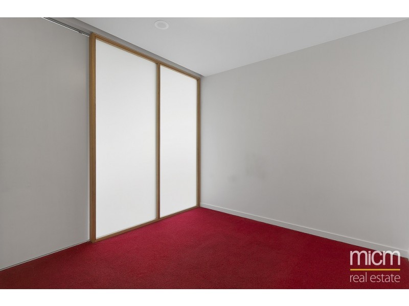 N1303/231-245 Harbour Esplanade, Docklands VIC 3008