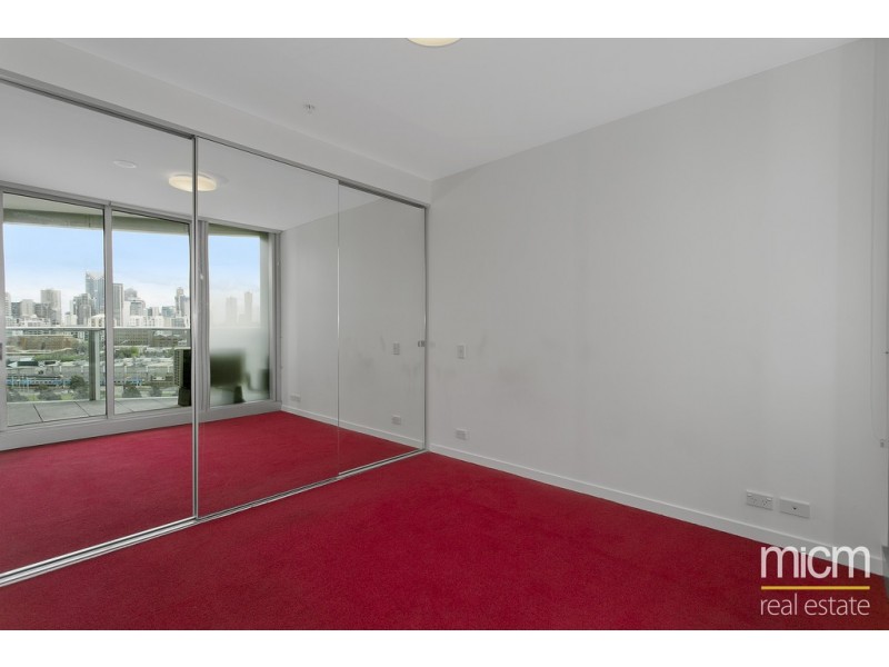 N1303/231-245 Harbour Esplanade, Docklands VIC 3008