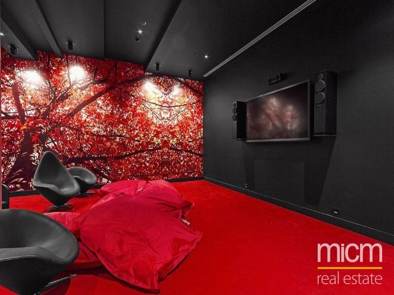 N1303/231-245 Harbour Esplanade, Docklands VIC 3008