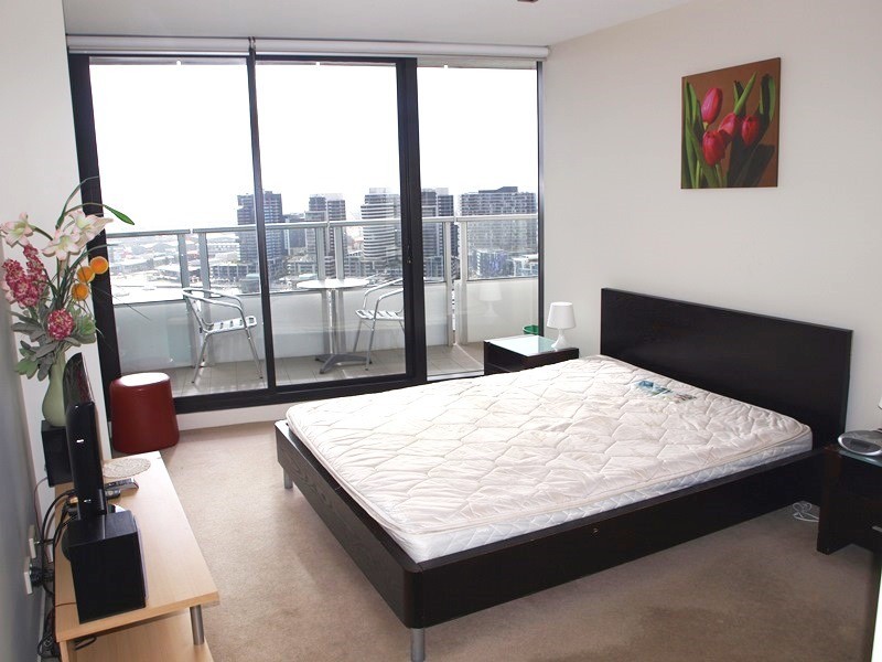 2608B/100 Harbour Esplanade, Docklands VIC 3008
