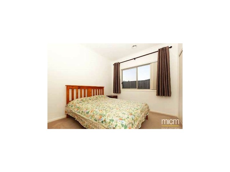 14 Trimotor Road, Point Cook VIC 3030