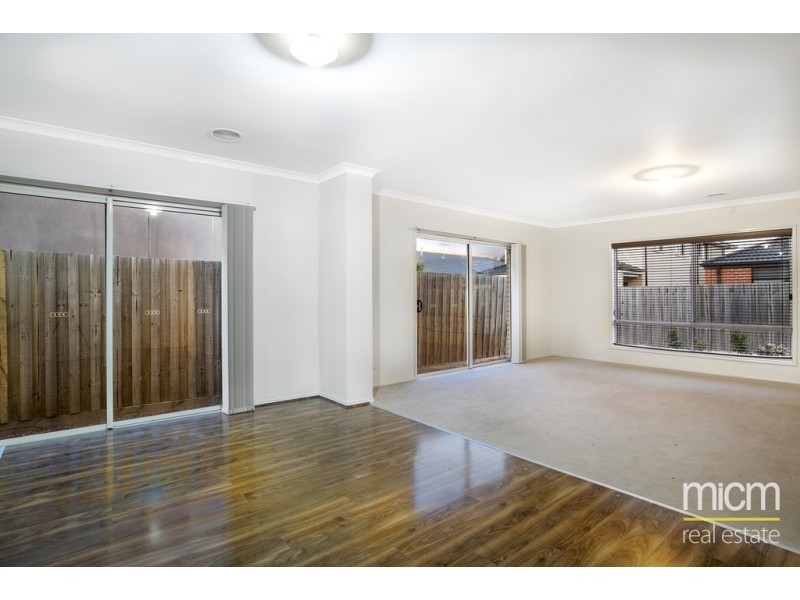 379 Boardwalk Boulevard, Point Cook VIC 3030