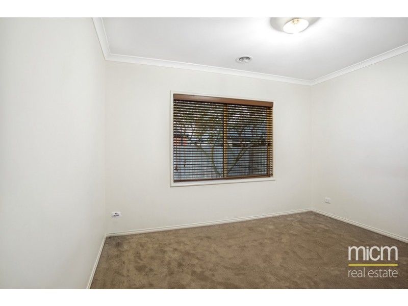 379 Boardwalk Boulevard, Point Cook VIC 3030