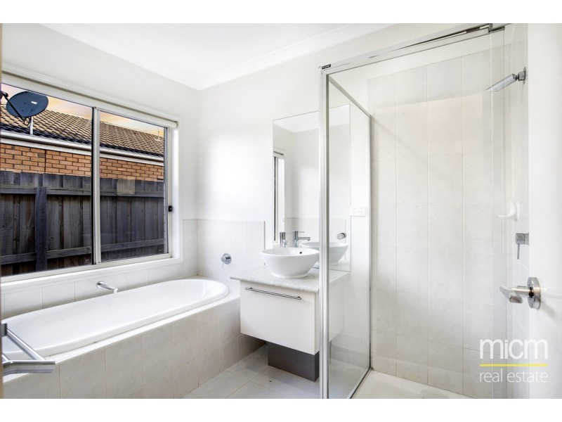 379 Boardwalk Boulevard, Point Cook VIC 3030