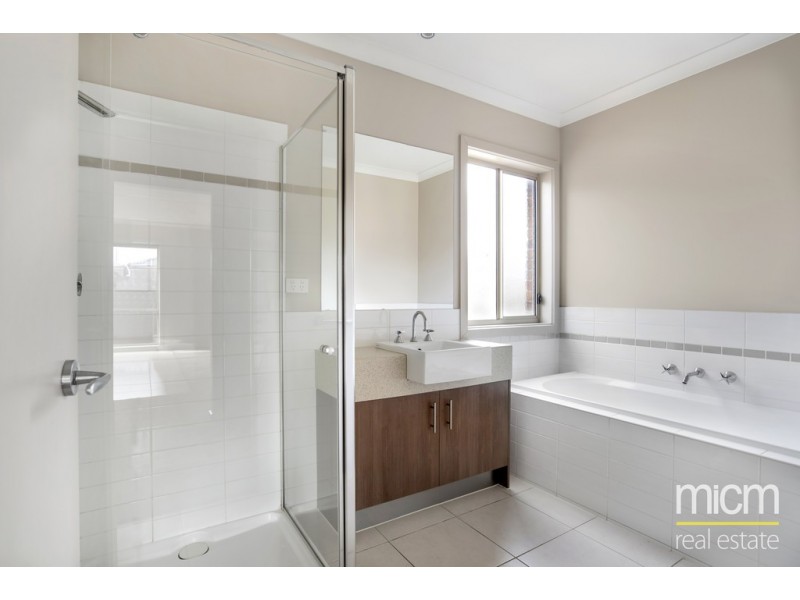 39 Windrest Way, Point Cook VIC 3030