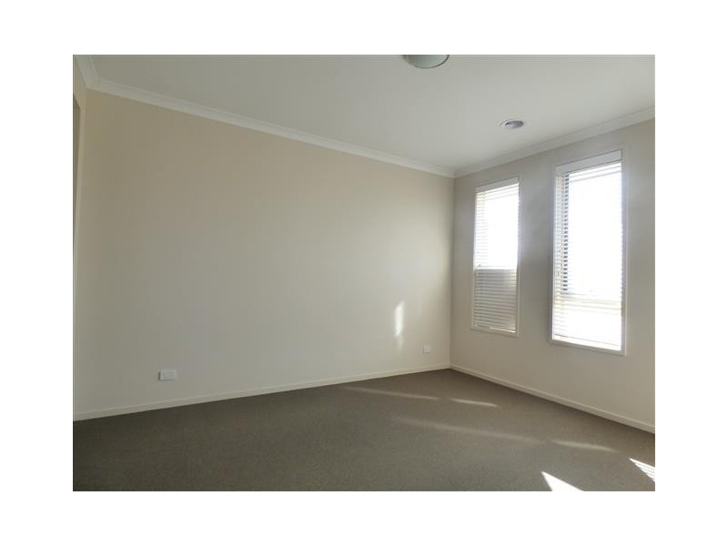 6 Lure Avenue, Point Cook VIC 3030