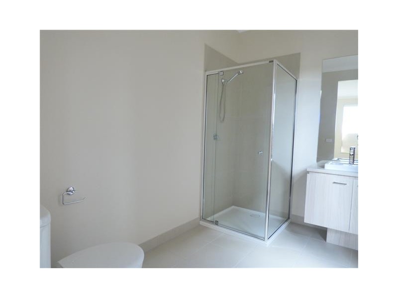 6 Lure Avenue, Point Cook VIC 3030