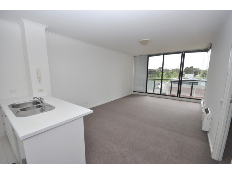REF 23396/148 Wells Street, South Melbourne VIC 3205