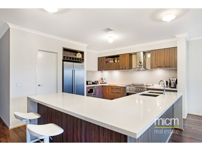 24 Fireside Avenue, Point Cook VIC 3030