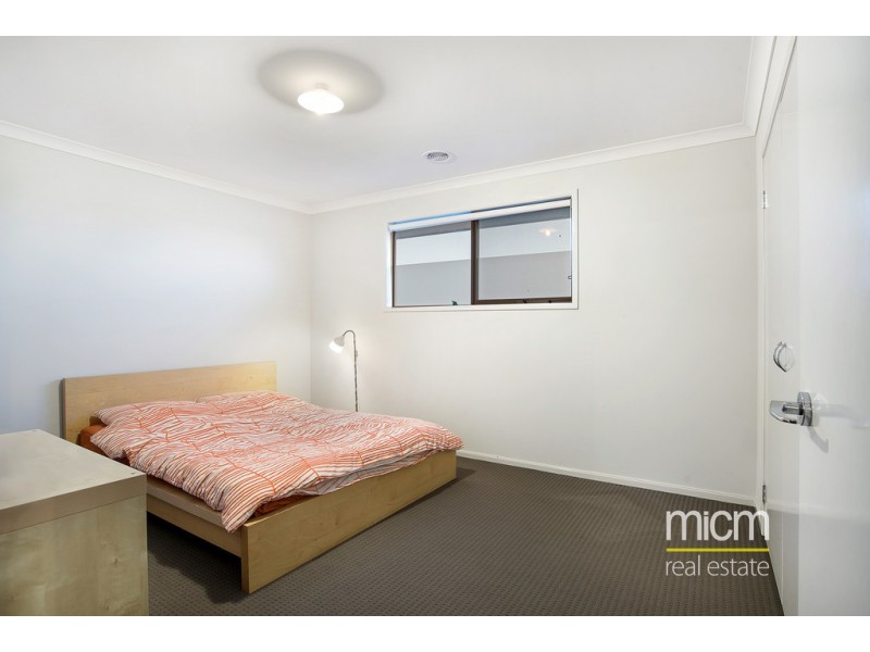 24 Fireside Avenue, Point Cook VIC 3030