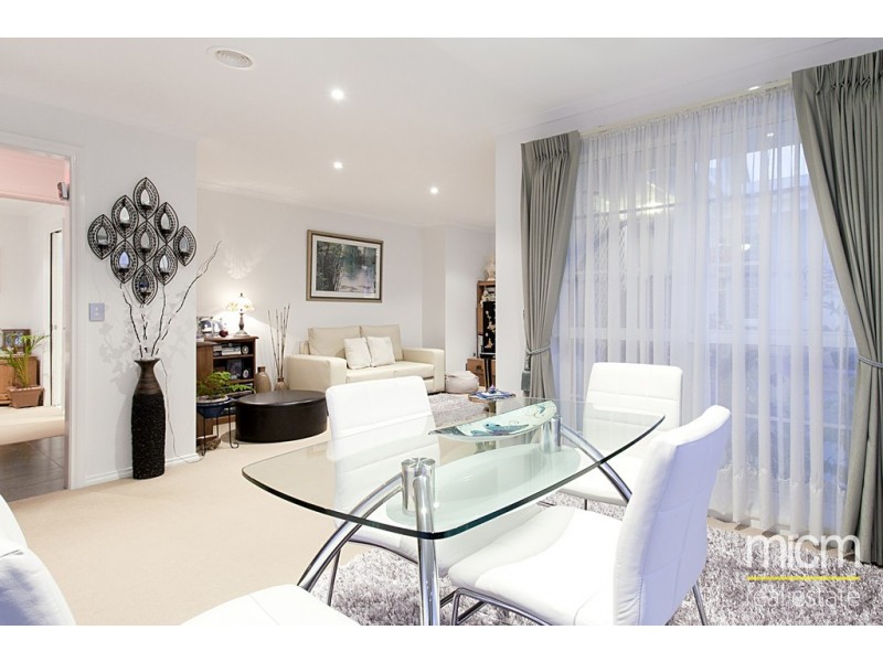 6/23-25 Finch Road, Werribee South VIC 3030