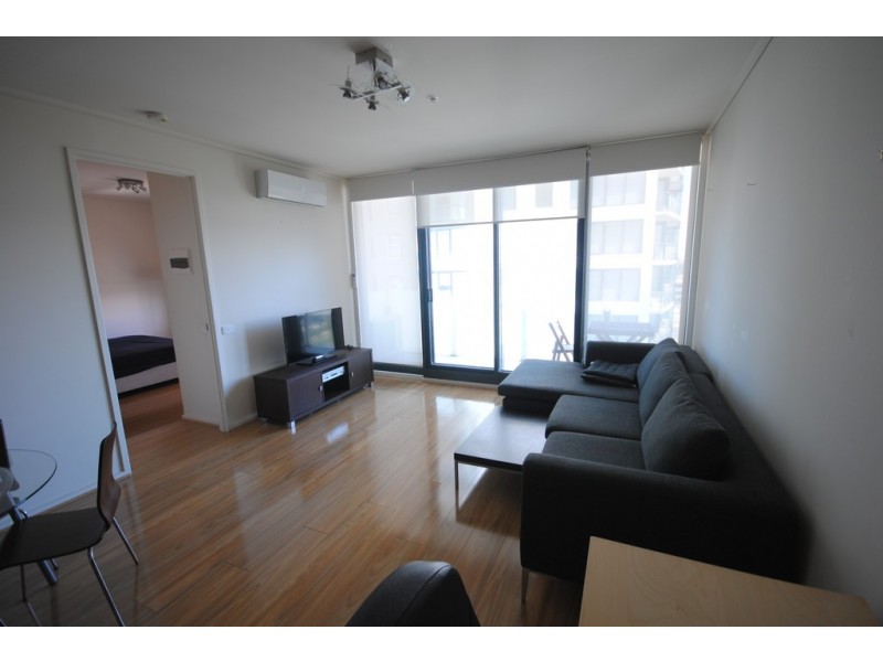 REF 23399/83 Whiteman Street, Southbank VIC 3006