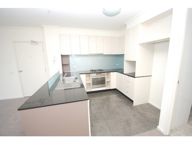 REF 23400/100 Kavanagh Street, Southbank VIC 3006